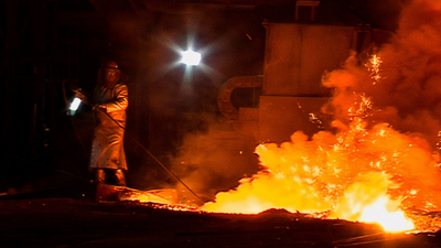 L'ACIER A COULÉ DANS NOS VEINES